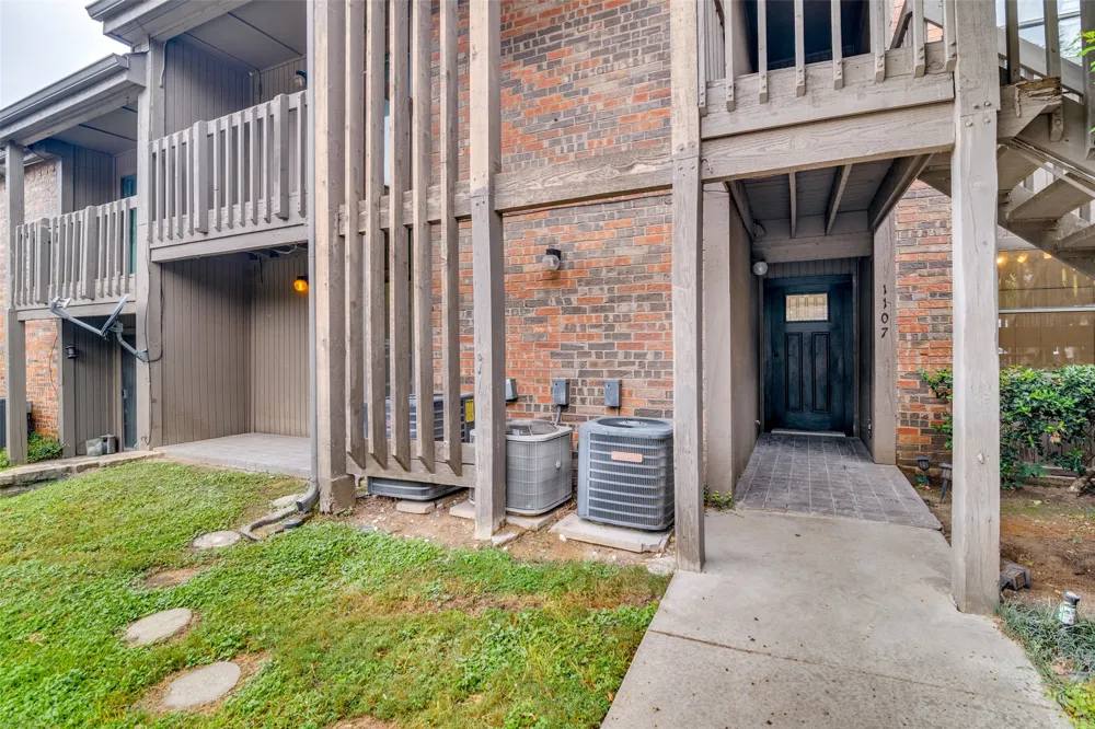1107 Signal Ridge Place Rockwall, TX 75032