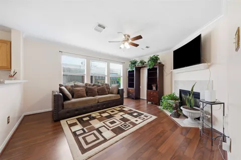 14607 Alanna Lagoon Court