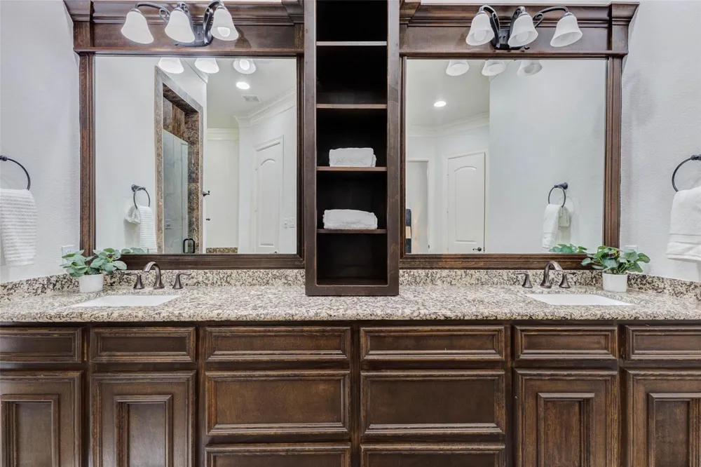 5327 Whitmore Street Fulshear, TX 77441