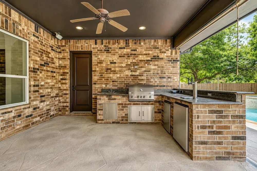 5327 Whitmore Street Fulshear, TX 77441