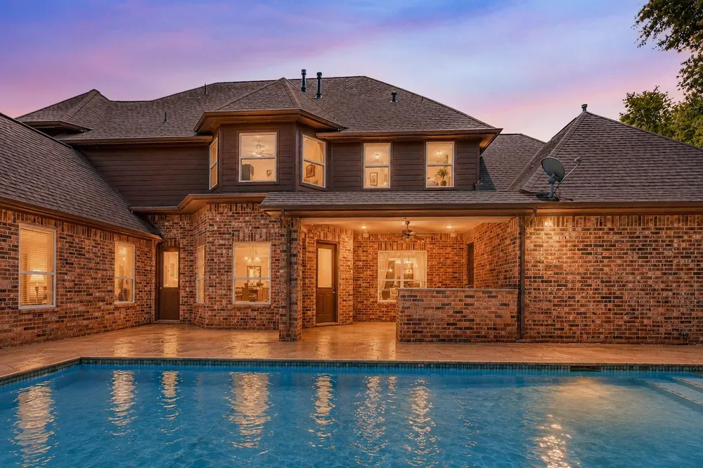 5327 Whitmore Street Fulshear, TX 77441