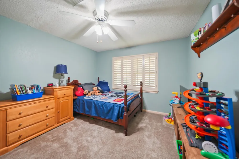 4409 Avenue J Santa Fe, TX 77510