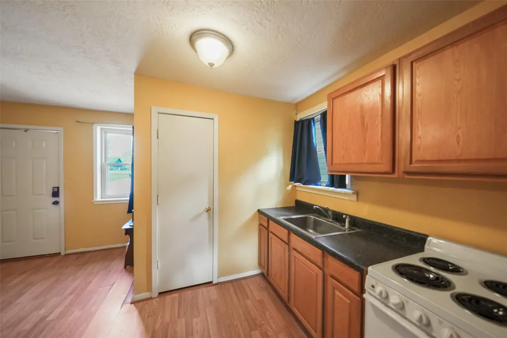 4409 Avenue J Santa Fe, TX 77510