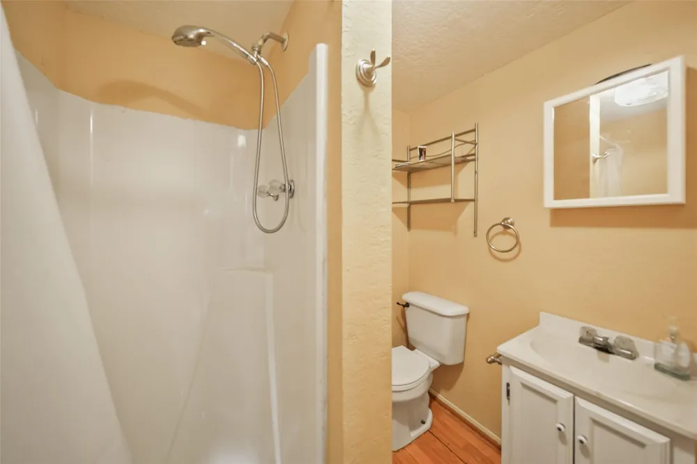 4409 Avenue J Santa Fe, TX 77510