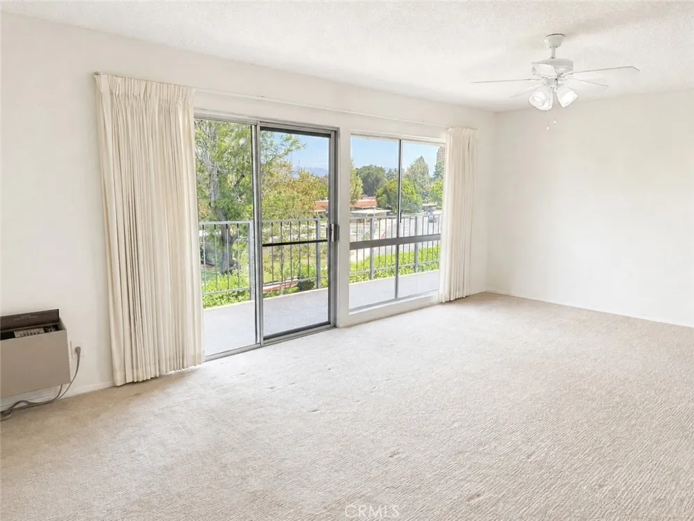 5348 Algarrobo #O Laguna Woods, CA 92637