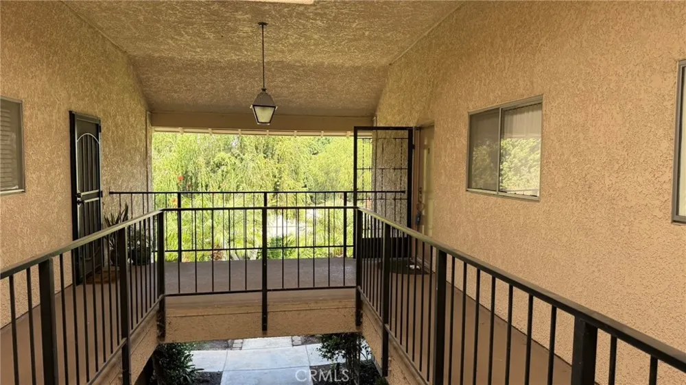 5348 Algarrobo #O Laguna Woods, CA 92637