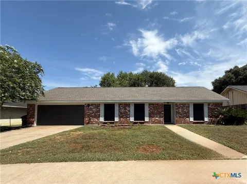 208 Mossy Oaks Lane
