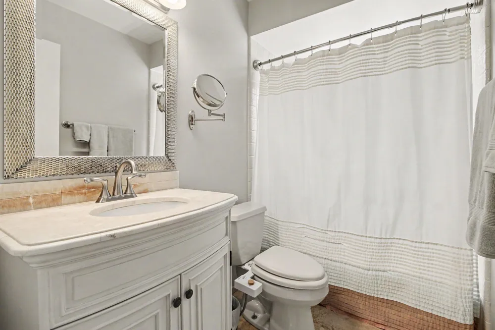 4608 Cottonwood Drive Ann Arbor, MI 48108