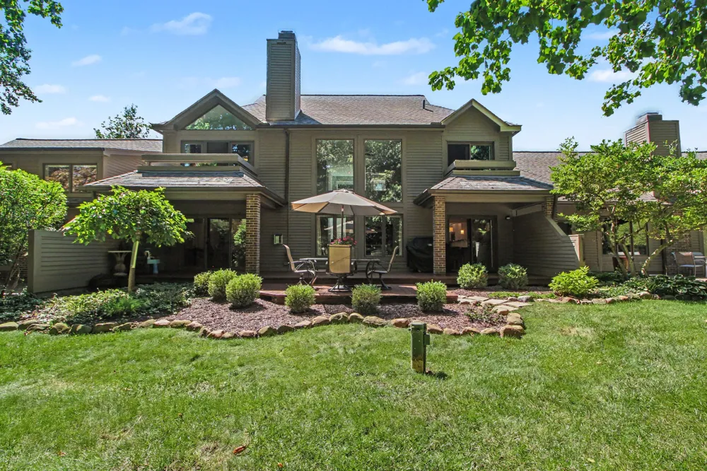 4608 Cottonwood Drive Ann Arbor, MI 48108