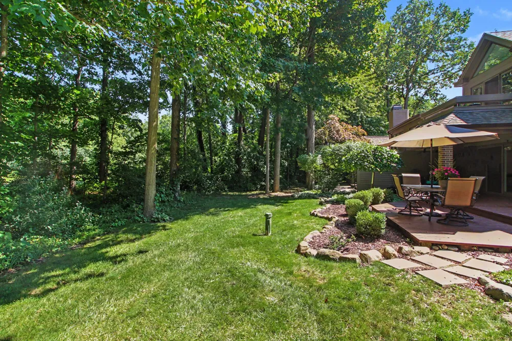 4608 Cottonwood Drive Ann Arbor, MI 48108