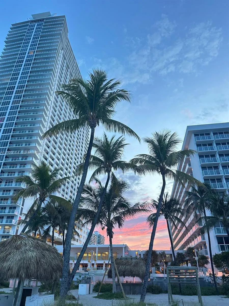 16699 Collins Ave #2701 Sunny Isles Beach, FL 33160