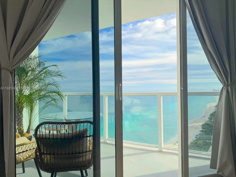 16699 Collins Ave #2701 Sunny Isles Beach, FL 33160