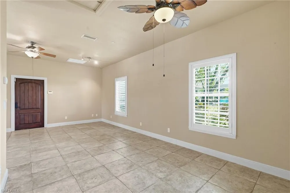 18241 Riverwind Drive Alva, FL 33920