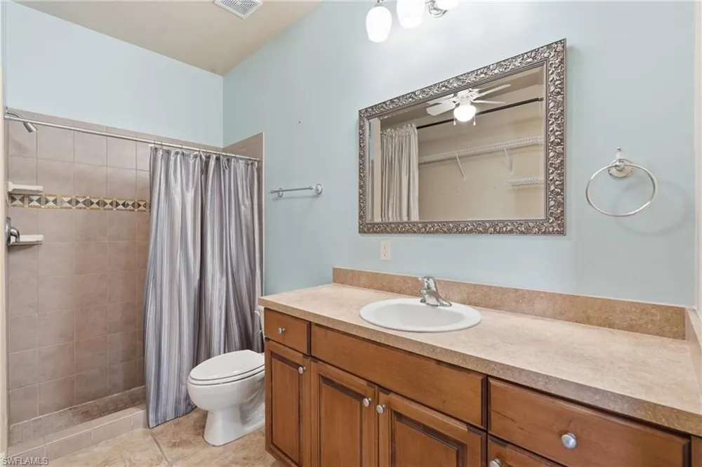 18241 Riverwind Drive Alva, FL 33920