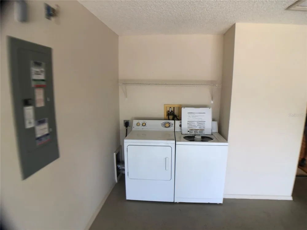 2099 BROYHILL AVENUE The Villages, FL 32162