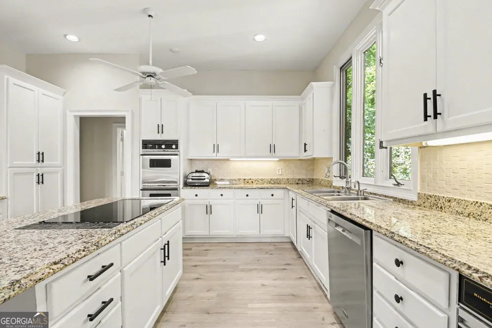 1126 Wedgefield DR Marietta, GA 30064