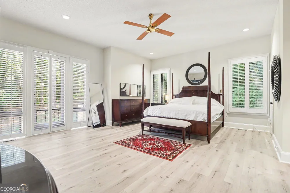 1126 Wedgefield DR Marietta, GA 30064