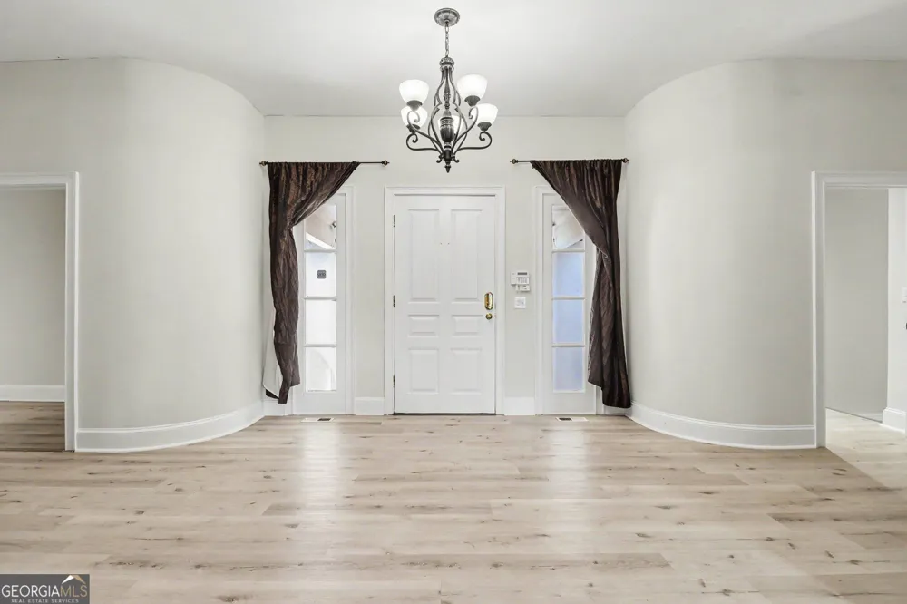 1126 Wedgefield DR Marietta, GA 30064