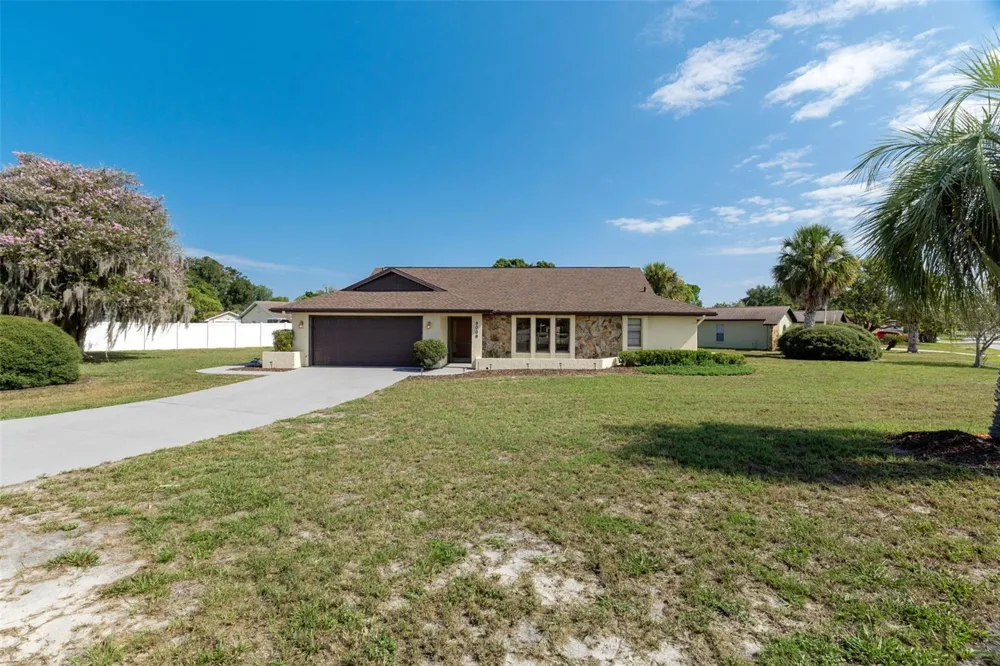 9009 HEATHER BOULEVARD Weeki Wachee, FL 34613