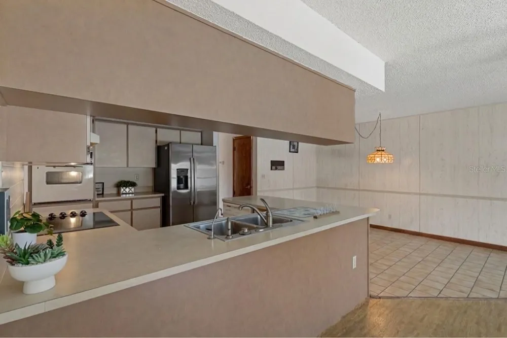 9009 HEATHER BOULEVARD Weeki Wachee, FL 34613