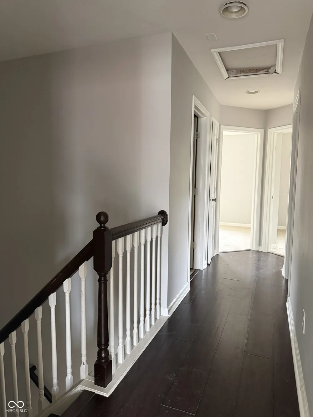 9461 Tanhurst Drive Indianapolis, IN 46250
