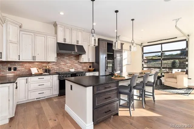 5709 Campina Way Parker, CO 80134