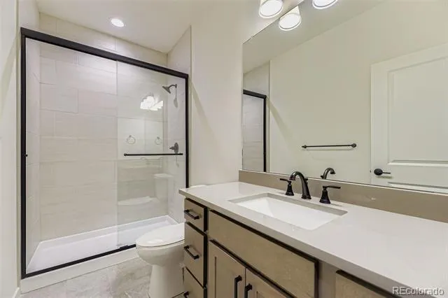 8942 S Riviera Way Aurora, CO 80016