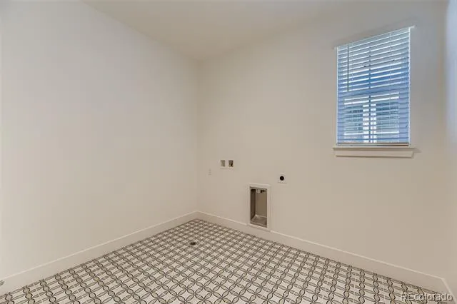 9046 S Shawnee Court Aurora, CO 80016