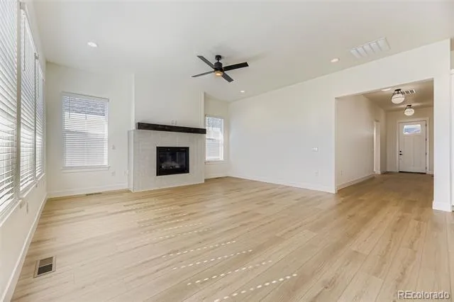 9046 S Shawnee Court Aurora, CO 80016