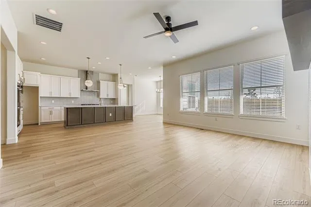 9046 S Shawnee Court Aurora, CO 80016