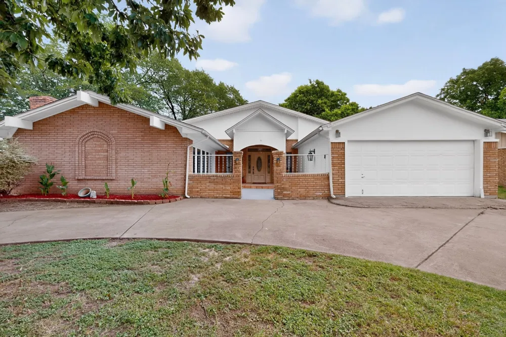 3317 Old Hickory Trail Forest Hill, TX 76140