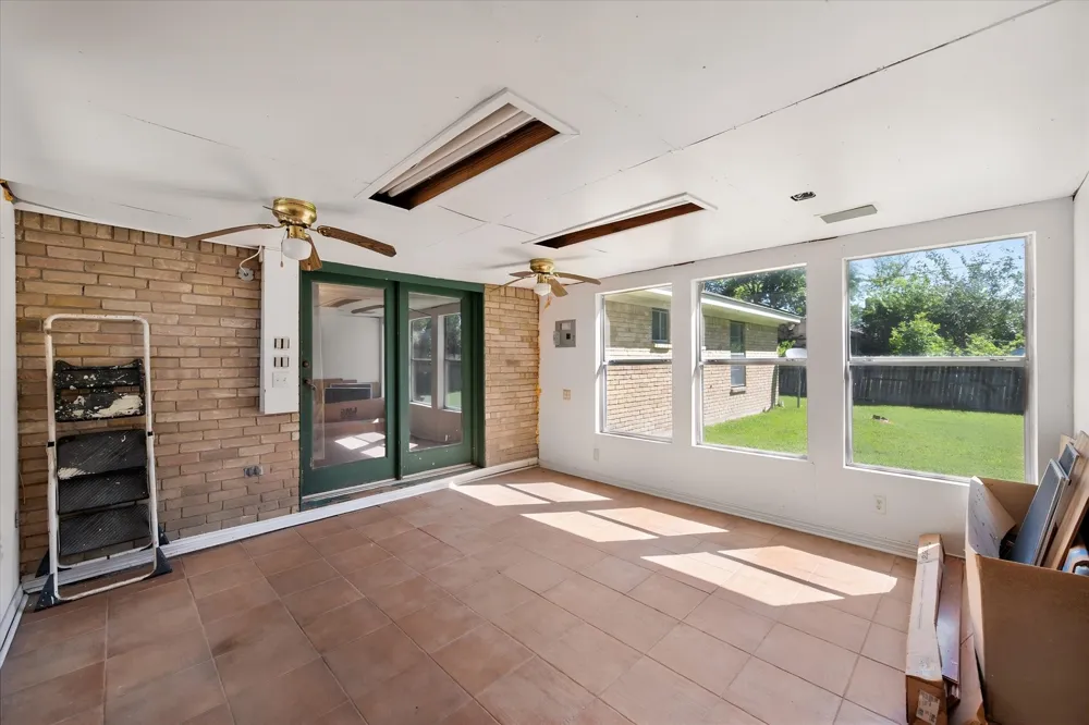 313 Wesley Corsicana, TX 75110