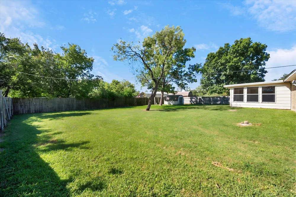 313 Wesley Corsicana, TX 75110