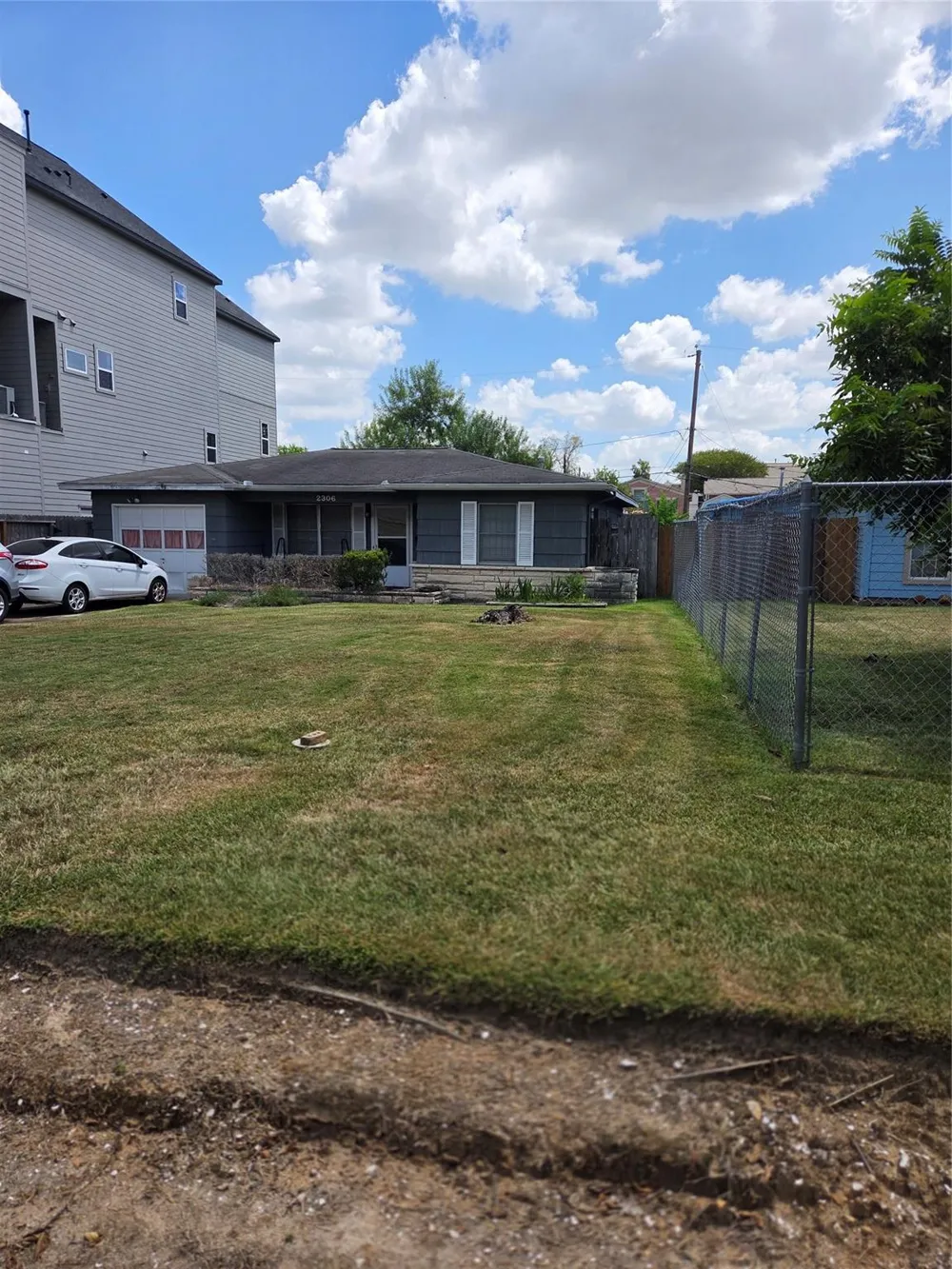 2306 Reinerman Street Houston, TX 77007