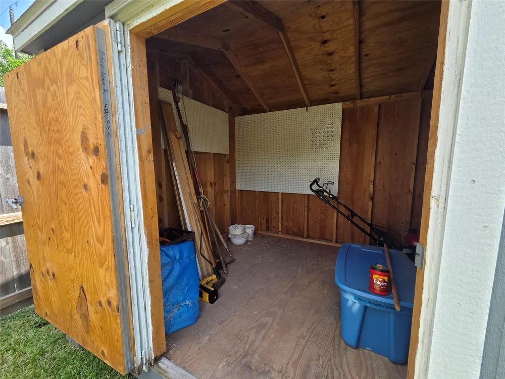 2306 Reinerman Street Houston, TX 77007