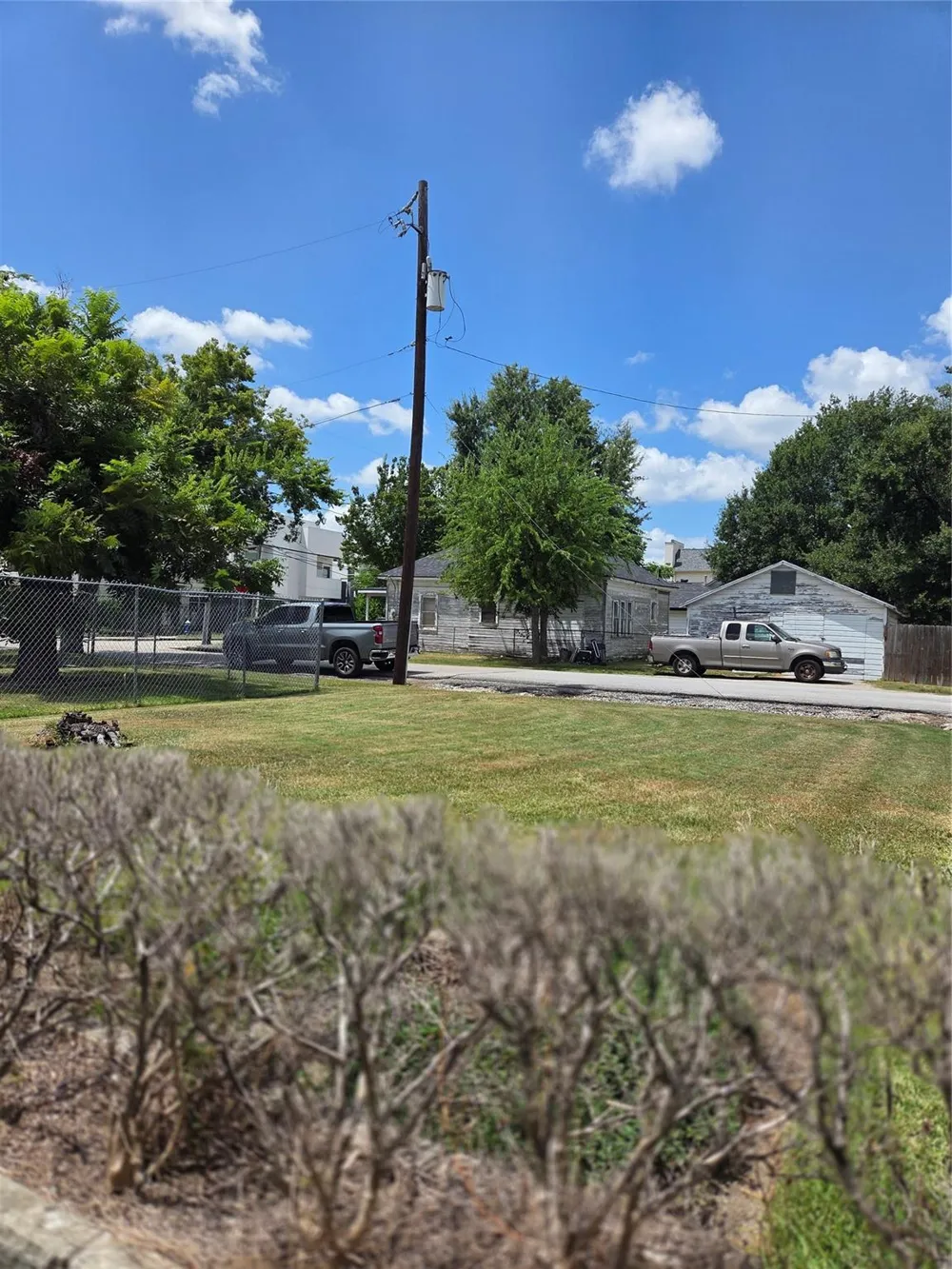 2306 Reinerman Street Houston, TX 77007
