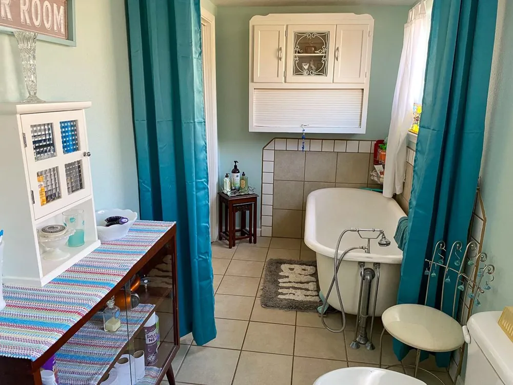 3812 Fm 356 Onalaska, TX 77360