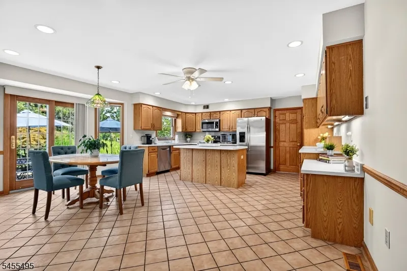 46 Waverly Pl South Brunswick, NJ 08852