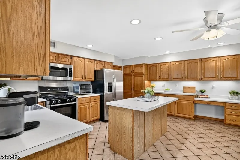 46 Waverly Pl South Brunswick, NJ 08852