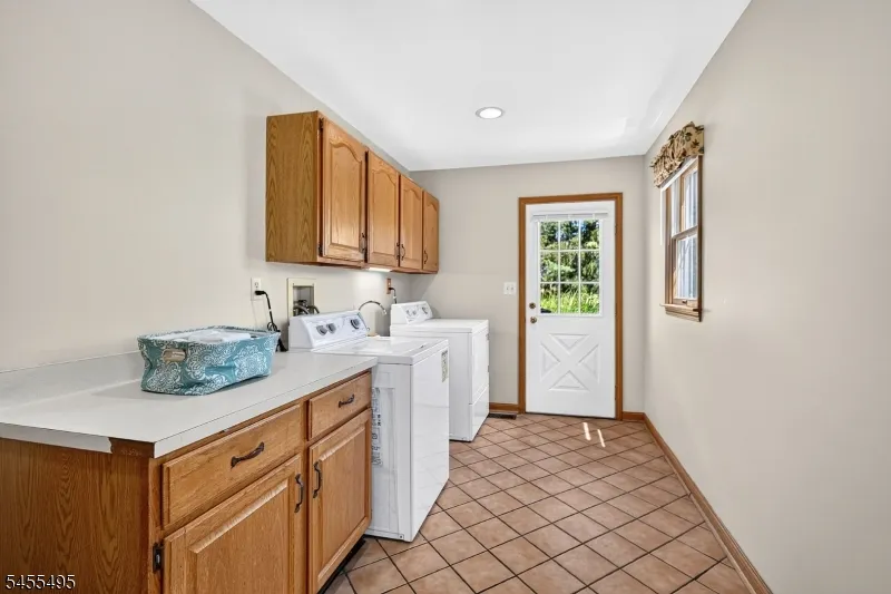 46 Waverly Pl South Brunswick, NJ 08852