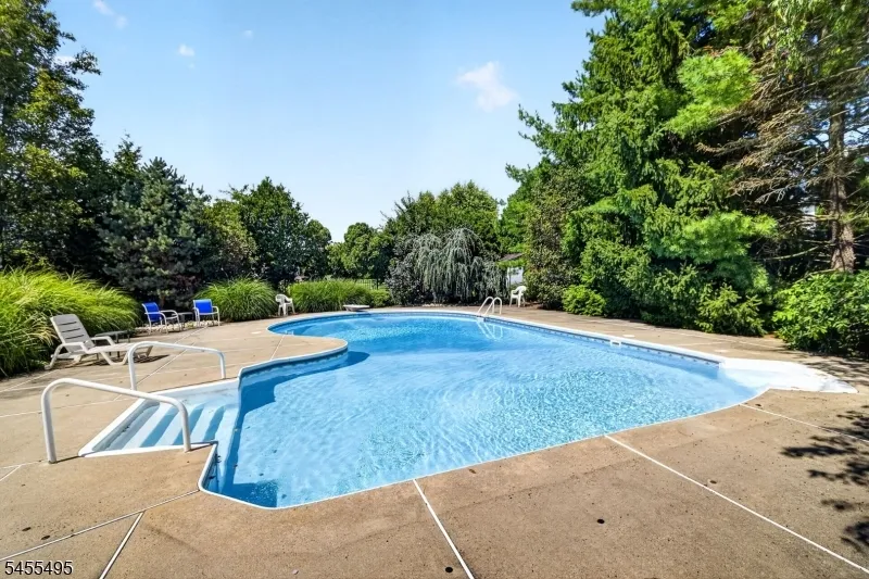 46 Waverly Pl South Brunswick, NJ 08852