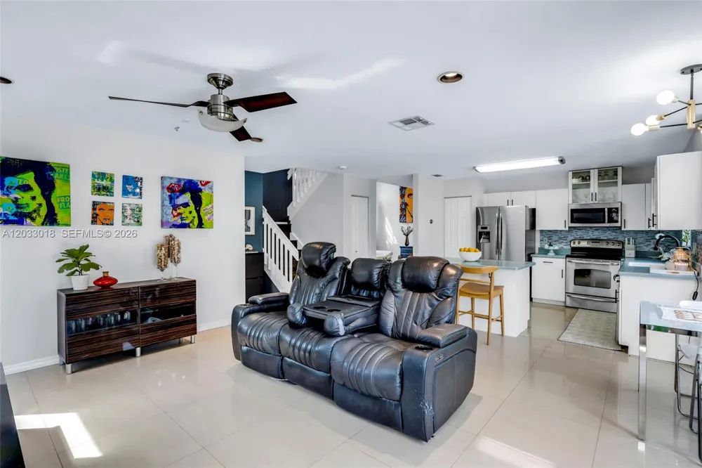 18172 SW 3rd St Pembroke Pines, FL 33029