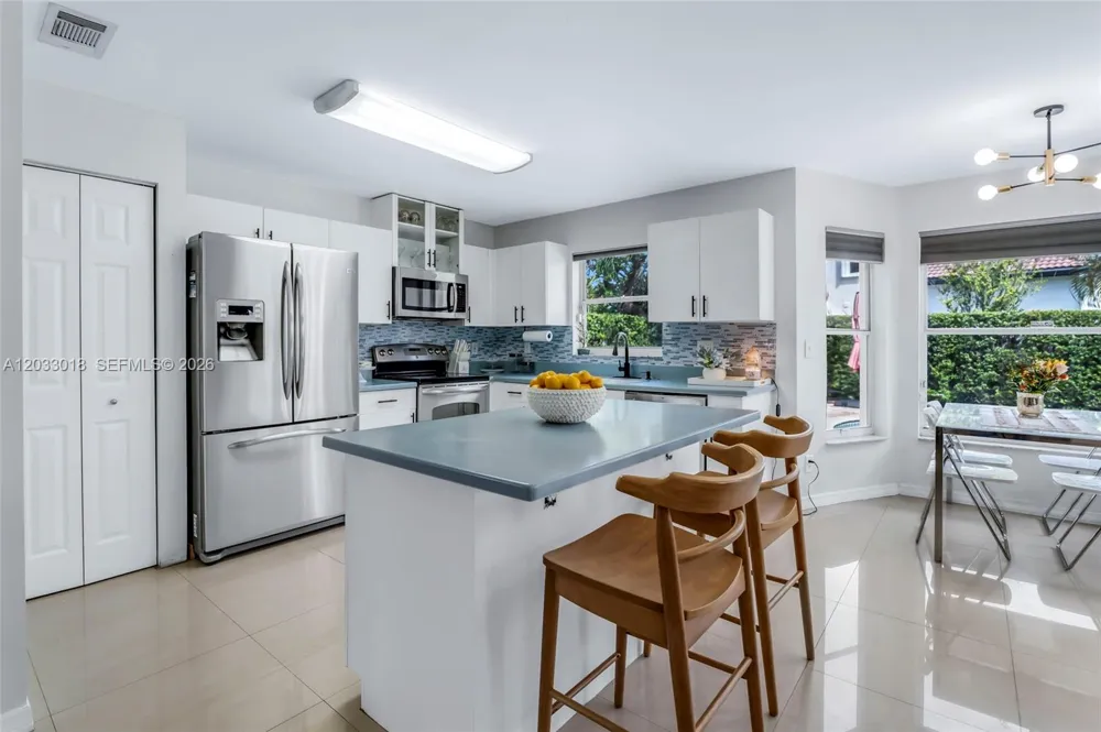18172 SW 3rd St Pembroke Pines, FL 33029