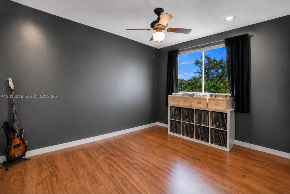 18172 SW 3rd St Pembroke Pines, FL 33029