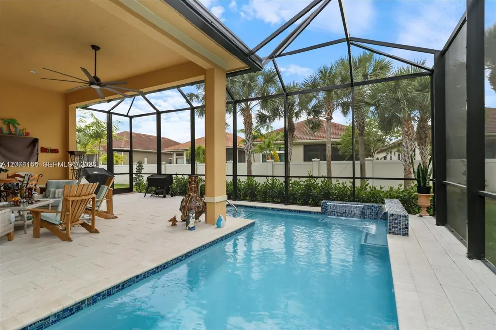 11812 S Cantal Cir S Parkland, FL 33076