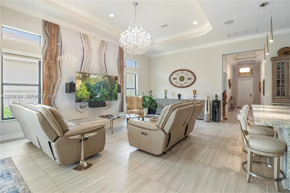 11812 S Cantal Cir S Parkland, FL 33076
