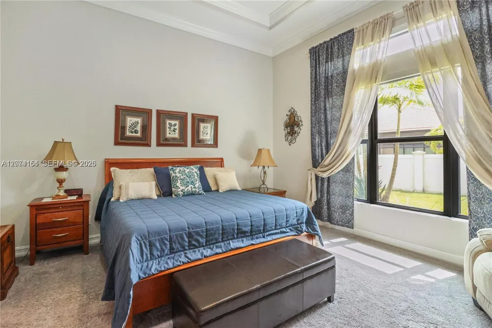 11812 S Cantal Cir S Parkland, FL 33076