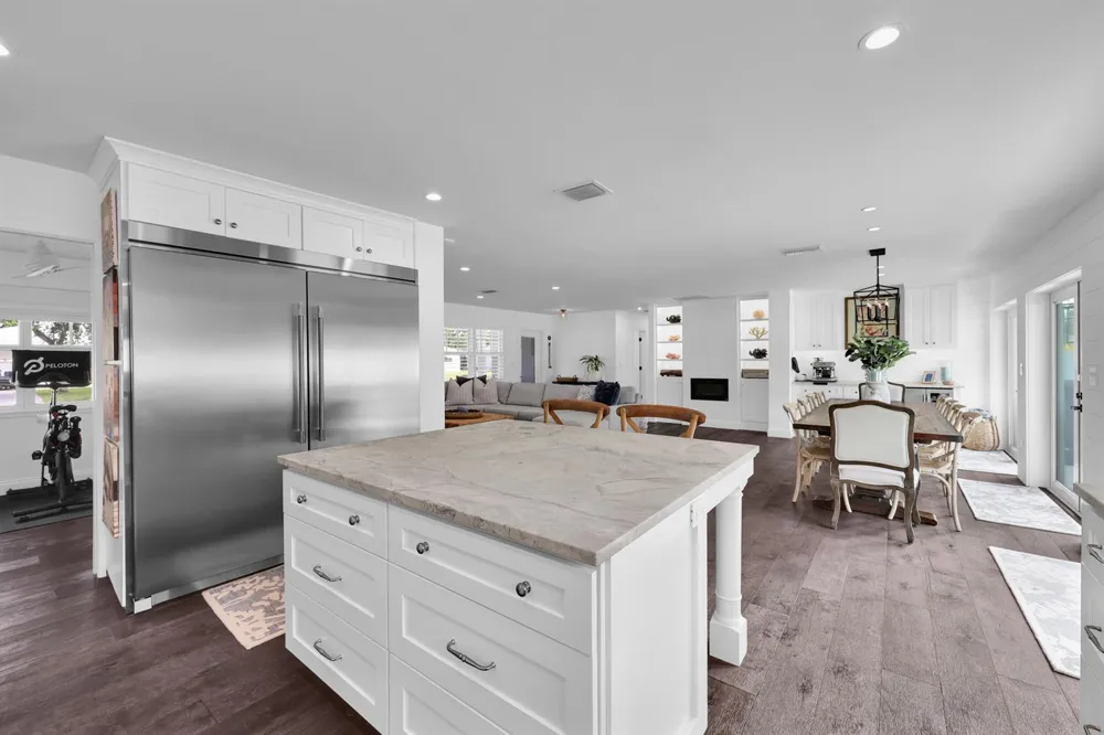 8 WINDSOR ROAD W Jupiter, FL 33469