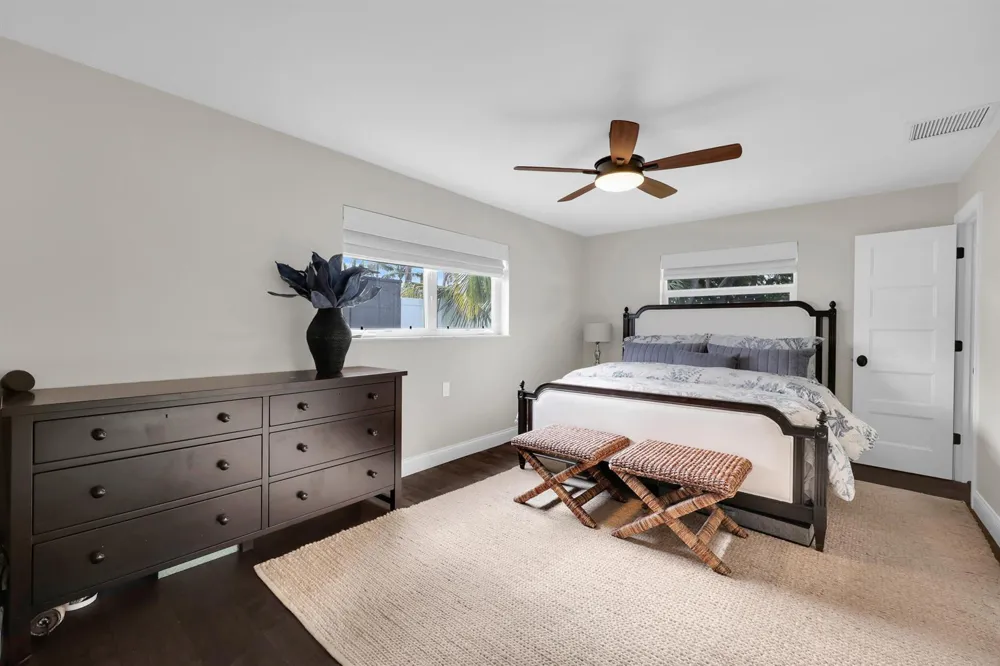 8 WINDSOR ROAD W Jupiter, FL 33469