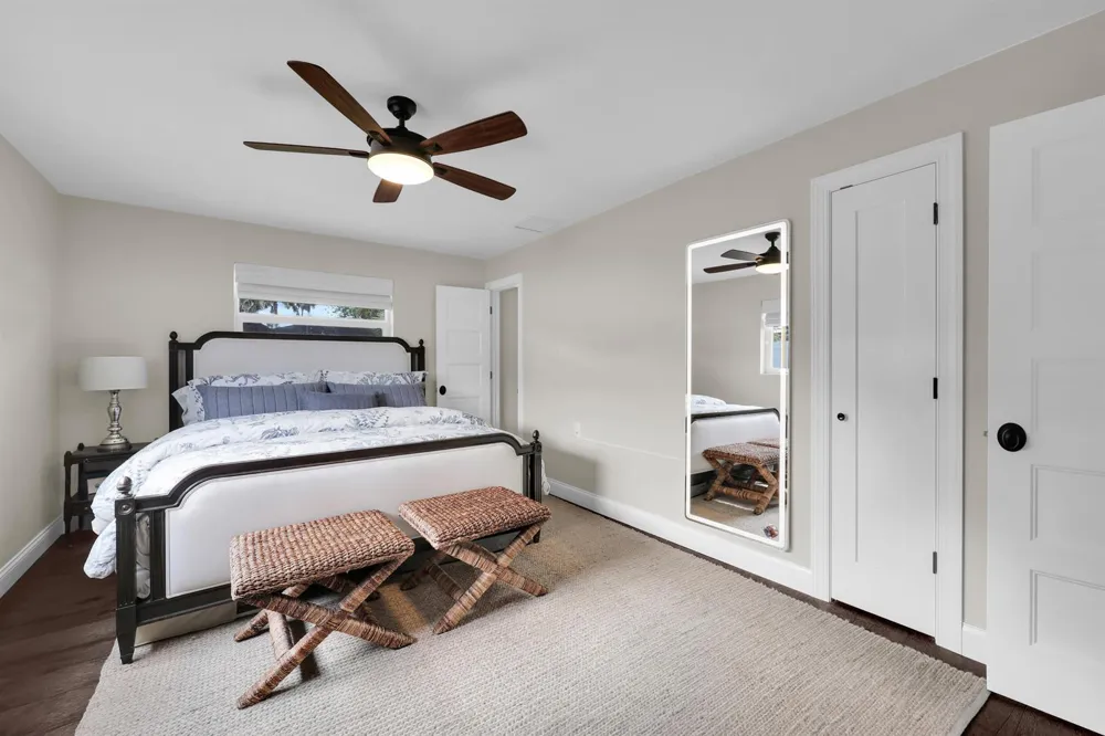 8 WINDSOR ROAD W Jupiter, FL 33469